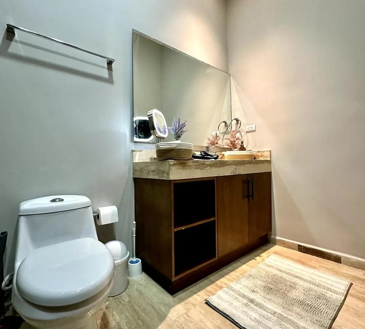 Apartment Tuscania Modern Luxe - Temozon Apt On First Floor Merida Mexico