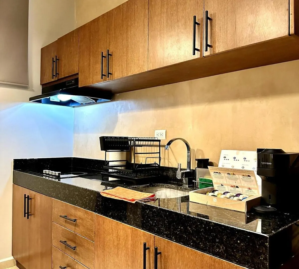 Tuscania Modern Luxe - Temozon Apt On First Floor Merida Mexico
