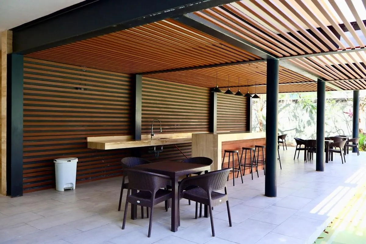 Tuscania Modern Luxe - Temozon Apt On First Floor Merida Apartment